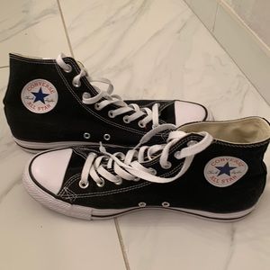 Converse Chuck Taylor All Star High Tops EUC